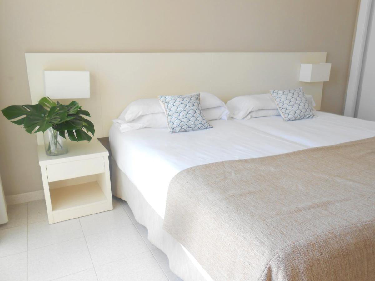 Los Olivos Beach Resort Адехе Екстериор снимка